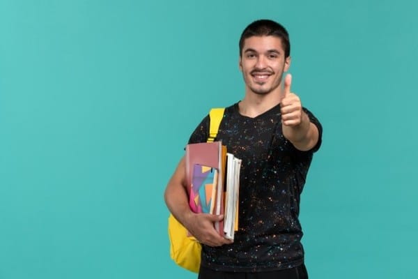 chico que quiere estudiar